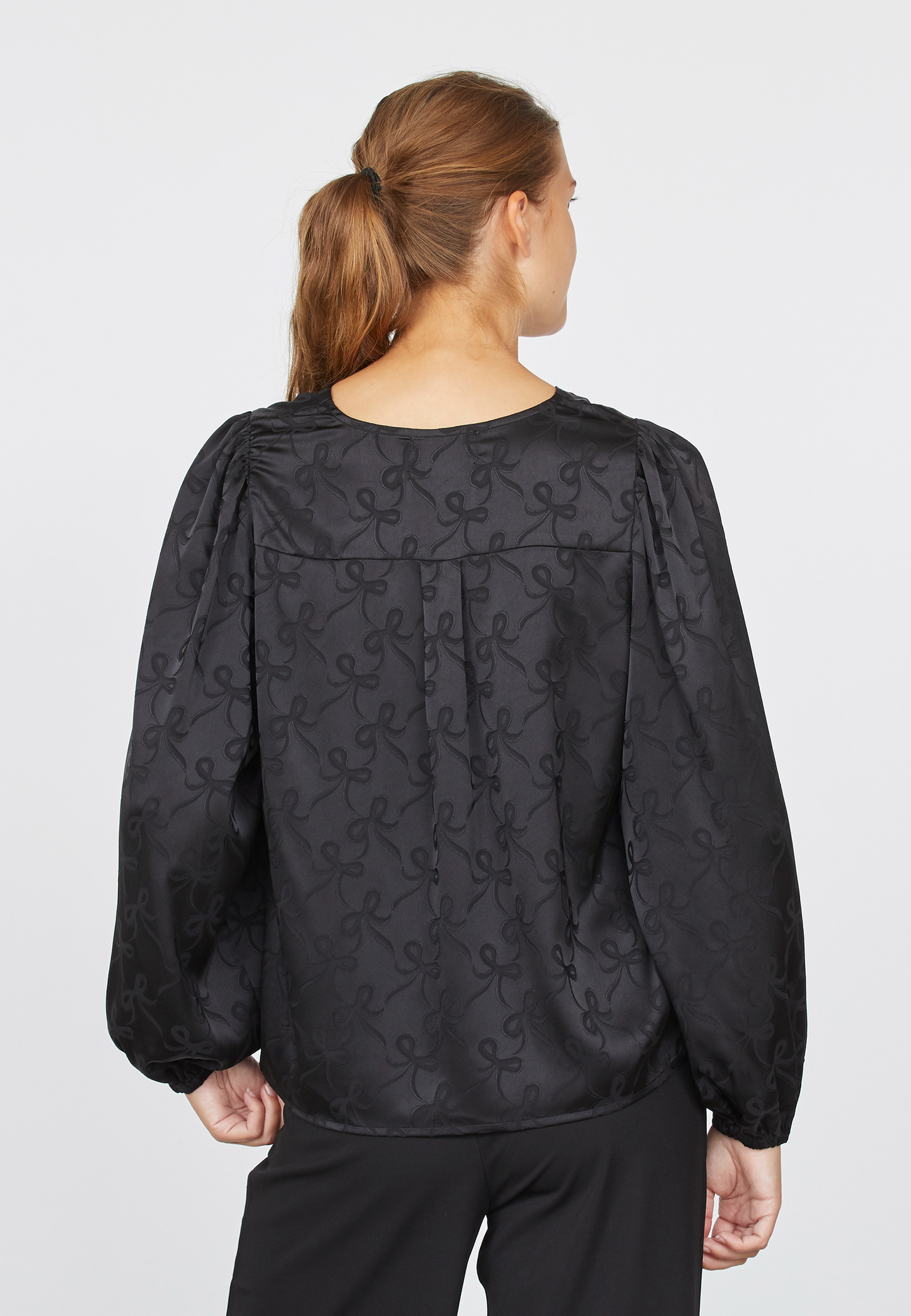 Ventia Bluse - Sort
